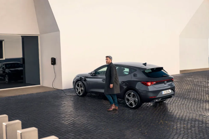 Leon e-Hybrid